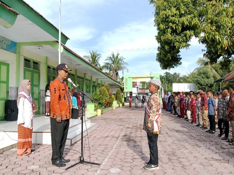 HARI KARTINI
